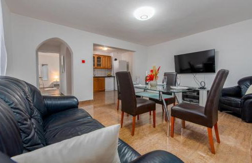 Four-Bedroom Holiday Home Lovinac With An Outdoor Swimming Pool 09 - Foto 33