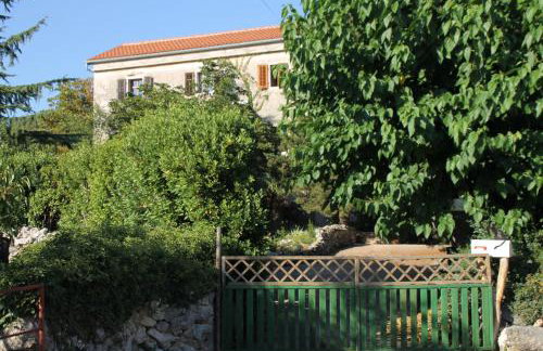 Romantisches Ferienhaus mit großem Garten 1200 qm, nah zu einem schönen Strand - Foto 1