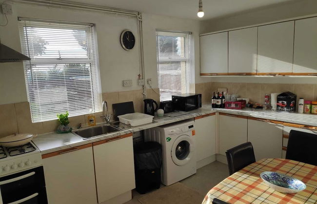 Worcester Town Centre Home & Garden - Foto 7