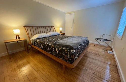 Dual-Home Berkshire Retreat Sleeps 16 - Foto 49
