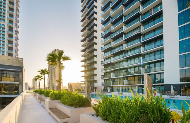 Easygo- Stylish 1bdr Binghatti Corner - Photo 24