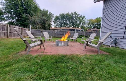 Quiet 3BR 2BA Near Mall, Shopping Centers, and I-94 - Foto 19