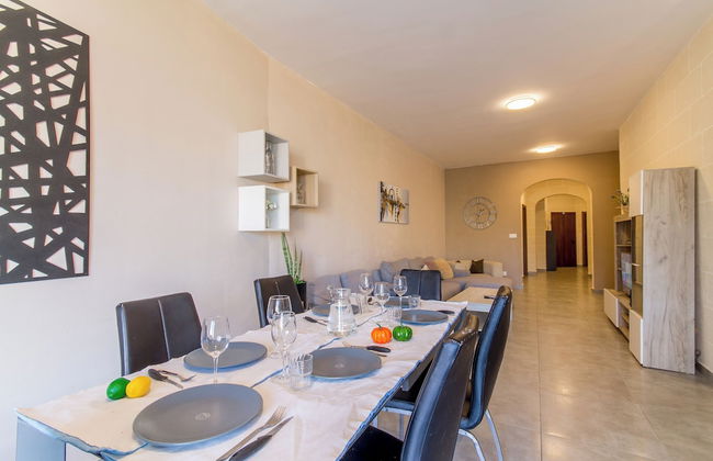 Ta'Siku Gozitan villa + Pool & hot tub - Foto 23