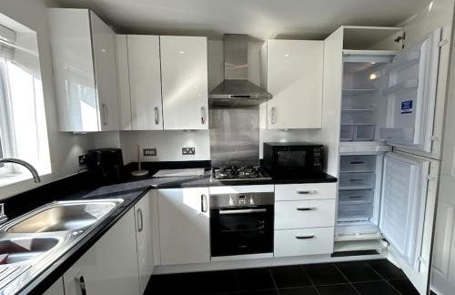 3-bedroom house close to city centre - Foto 3