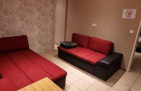 Basecamp 60 am Waldrand - für Gruppen Familien Monteure - helles 2-Zimmer-Souterrain - Frankfurt, Hanau, Gießen - kostenlose Parkplätze - Foto 33