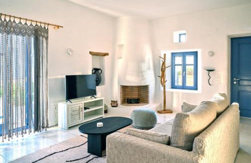 Leticia Villa with pool with amazing sea views, Paros - Photo 3