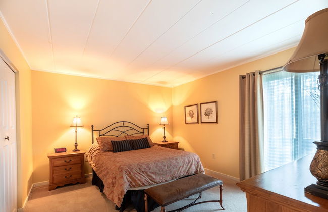 Seven Springs 2 Bedroom Deluxe Condo with Private Deck! by RedAwning - Foto 2