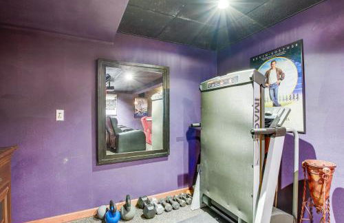 Menasha Home with Patio - Walking Distance to Lake! - Foto 39