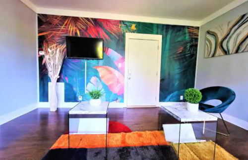 King bed and Queen Sofa bed / room TV Wifi - Foto 3