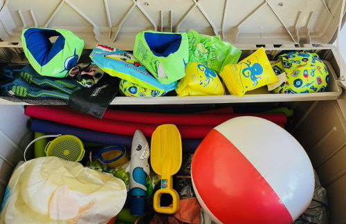 Piccadilly Beach House - Beautiful Updated Home, Private Pool, Minutes from Downtown 5th Ave & Beaches!!! - Foto 49