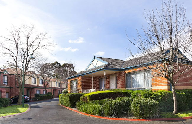 Park Avenue - Forest Hill - Photo 35