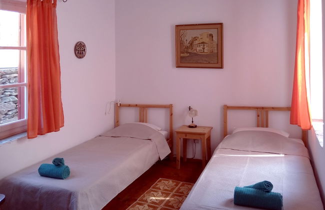 Stunning House - Sleeps 11, Terrace & Sea View - Foto 4