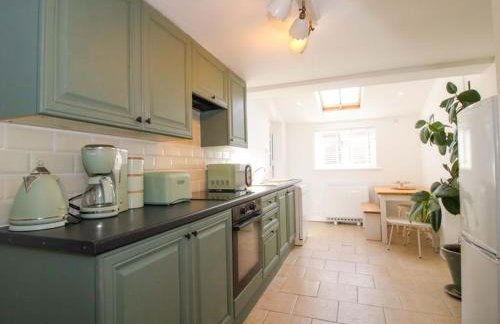 Cheshire Countryside Escape with Garden & Sunrise View - Foto 10