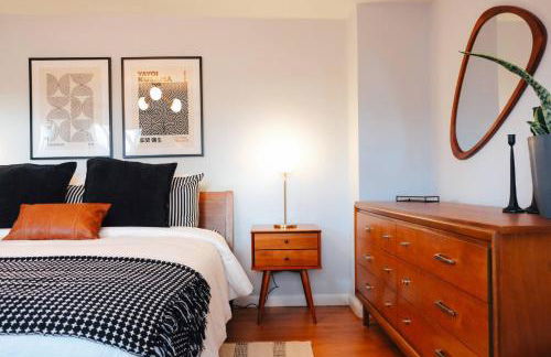 Hot Tub, 2 Blocks to Downtown Saugerties, Sleeps 8 - Foto 47