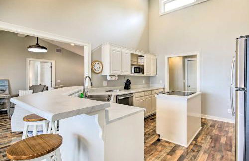 Gilbert Lakefront Retreat with Private Dock! - Foto 8