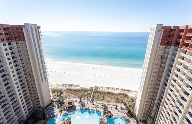 Penthouse With Beautiful Beach Views! 1 Bedroom, 2 Bathroom Penthouse! - Foto 37