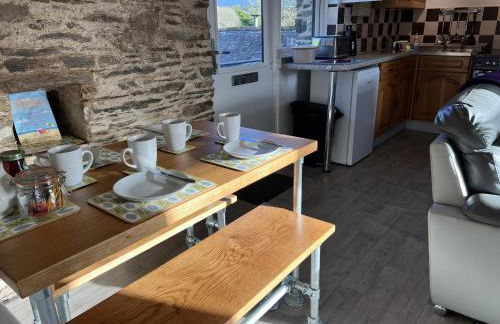 Hop Loft-Barn Conversion, with access to Pool & Hot Tub-at Fox Valley Cottages - Foto 13