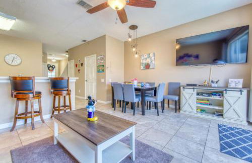 Magical Getaway Close to Disney! Pool, Gym, & WiFi - Photo 7