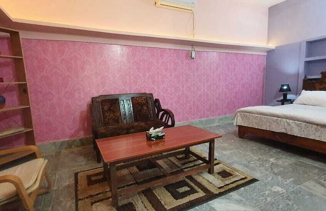 Candle Hotel Shahdara Valley Islamabad - Photo 14