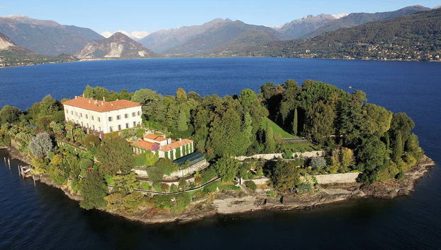 Alquiler de barco con patrón en el lago Mayor - Foto 5, Isla Madre