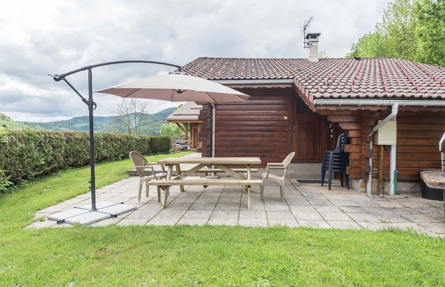 Chalet in Lovely, Rich Forest Setting With a Beautiful View - Photo 73