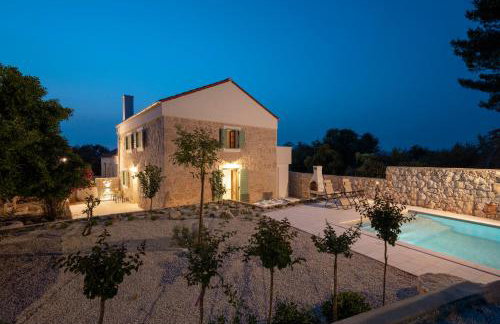 BRAND NEW Stone house MARCELA, 3 double bedrooms, pool - Foto 27