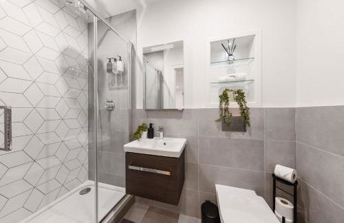 Modern & Cozy 2-Bedroom Apartment plus Parking, Gym, Cinema, Games Room, Workspace - Foto 5