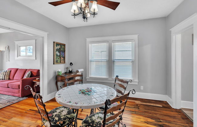 Charming 2br Hot Tub Getaway 2 Bedroom Home - Foto 20