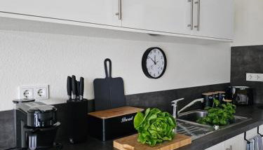 Elegant Apartment with Direct River View, Balcony and Parking in Bernkastel-Kues - Foto 5