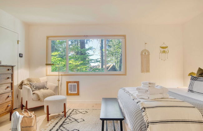 A-frame Retreat Chic and Modern Forest Views, Hammock, Outdoor Dining, Decks - Foto 21