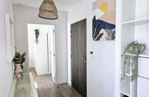 Lakeside Provence - Appartement classé 4 étoiles, Vue sur le lac de Monteux, Parking sous-sol, double clim - Foto 14