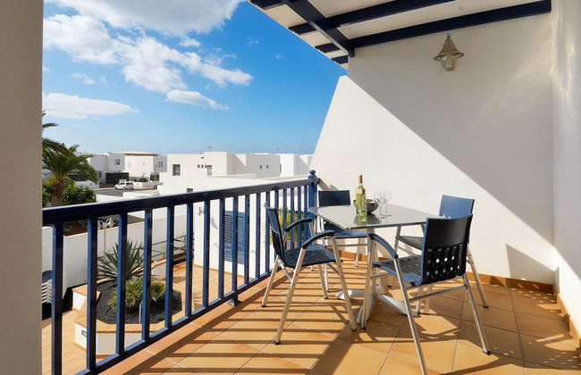 Immaculate 2-bed Apartment No 5 in Playa Blanca - Photo 11