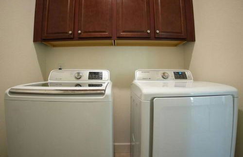 NEW Upscale House, Tahoe 30-min w/ Cal King - Foto 59