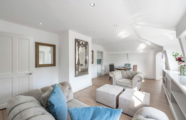 The Knightsbridge Residences - Photo 53