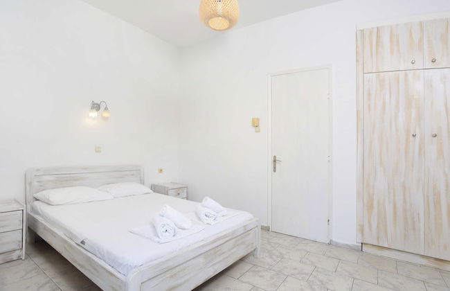 Spanos Apartments Anna's Lodge - Foto 2