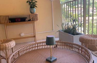 Sunny retreat terrace sea view calm AC - Foto 5