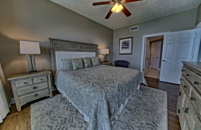 Pleasant Oceanfront Condo with Large Balcony and Beach Access - Unit 1605 by RedAwning - Foto 2