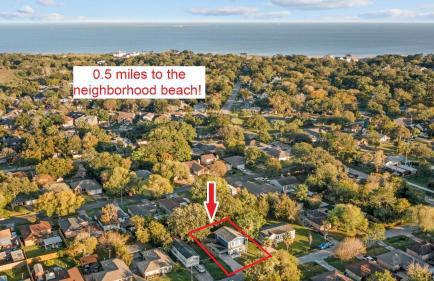 Seabrook 3BR Sleeps 10 w Backyard, Fire Pit Near Kemah - Foto 50