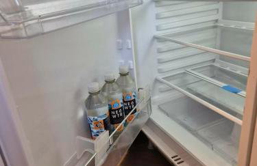 Spotless 2BR Flat with Parking, Garden, Wifi, Netflix, Sleeps 6 - Foto 14