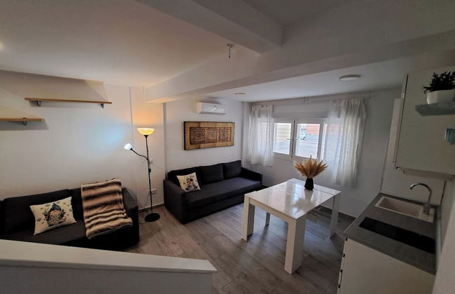 Cozy Apartment up to 6 Persons 3 min to Metro - Foto 1