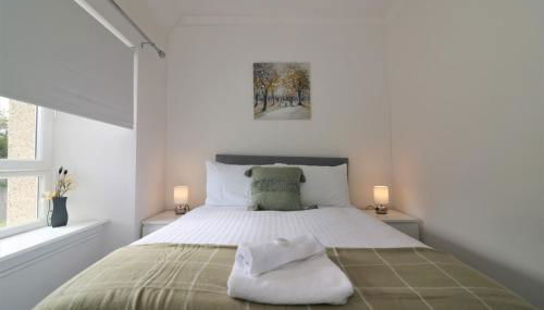 Signature - Kirkhill Middle - Photo 5