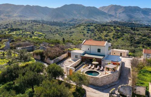 SunKeramos Retreat - "Free" Heated Pool Private Villa - Foto 40