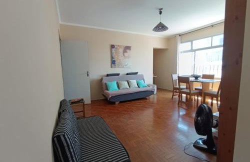 Lindo apartamento com vistas na praia do Gonzaguinha - Foto 48