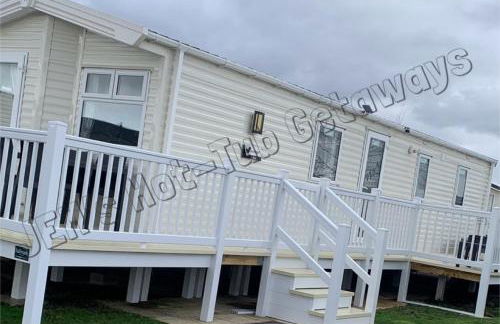 JEMs Hot-Tub Getaways 6 berth at Tattershall Lakes - Foto 3