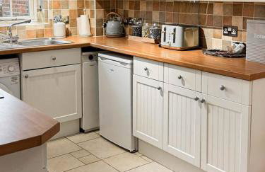 The Norfolk Countryside Retreat - Photo 15