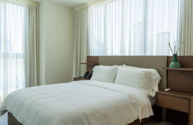 Arcadia Condo Suites - Photo 5