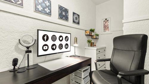 Visit the Beach from a Historic Downtown Apartment - NRP21-00092 - Foto 4