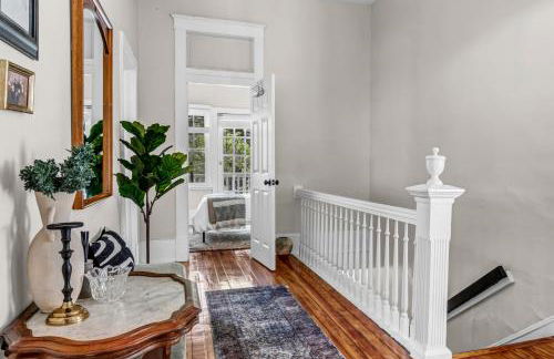 A Timeless Victorian Home with Period Charm! - Foto 23