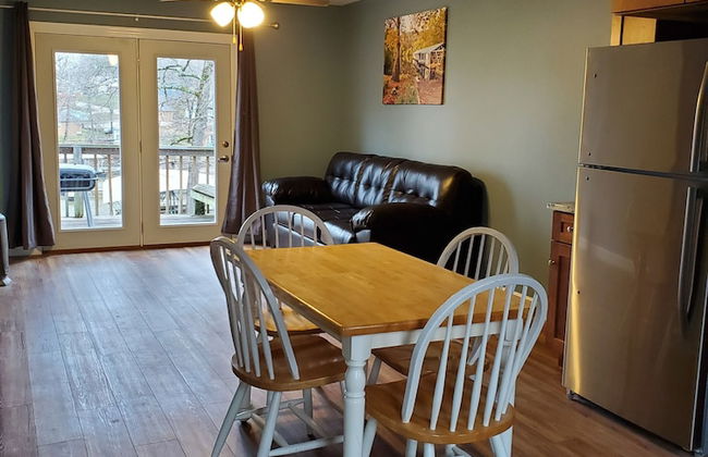 Lazy Dayz Resort - Photo 25