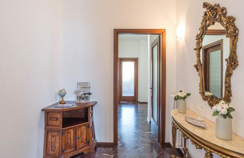 Teo s House private parking and lake view - Photo 20